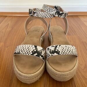 INC International Concepts - Snakeskin Platform Sandals - Size 6